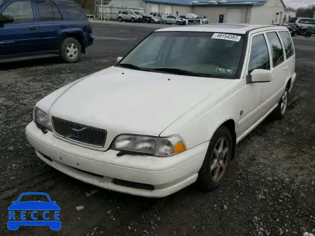 2000 VOLVO V70 BASE YV1LW61JXY2718865 image 1