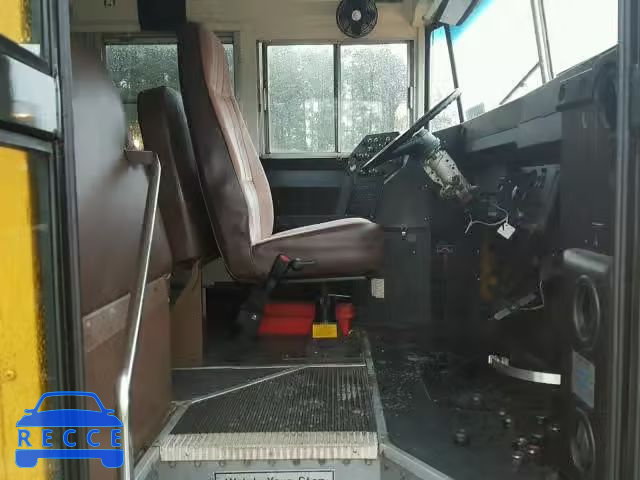 1997 INTERNATIONAL 3000 3800 1HVBBABN0VH449702 image 4
