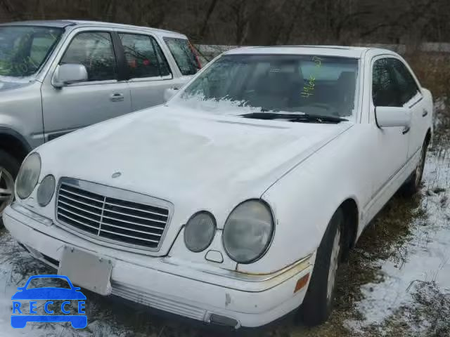 1999 MERCEDES-BENZ E 320 4MAT WDBJF82H0XX024223 image 1