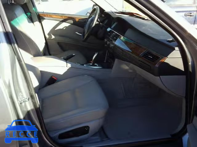 2008 BMW 528 I WBANU53518C112456 image 4
