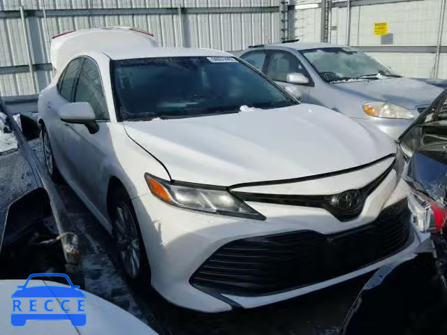 2018 TOYOTA CAMRY L 4T1B11HK3JU503304 image 0