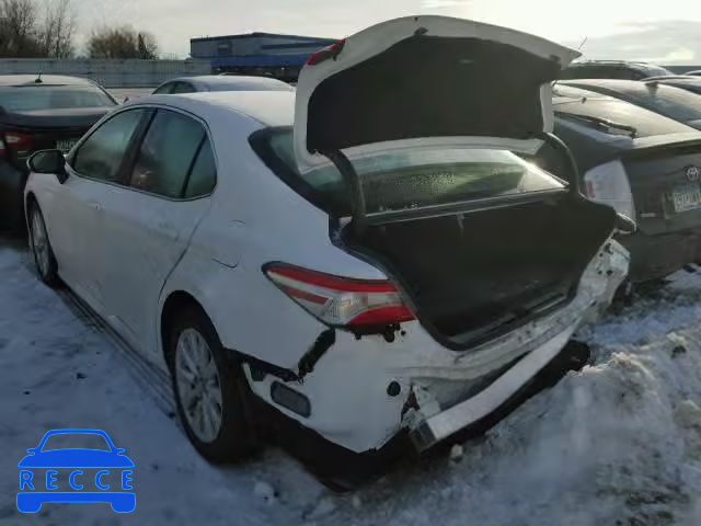 2018 TOYOTA CAMRY L 4T1B11HK3JU503304 Bild 2