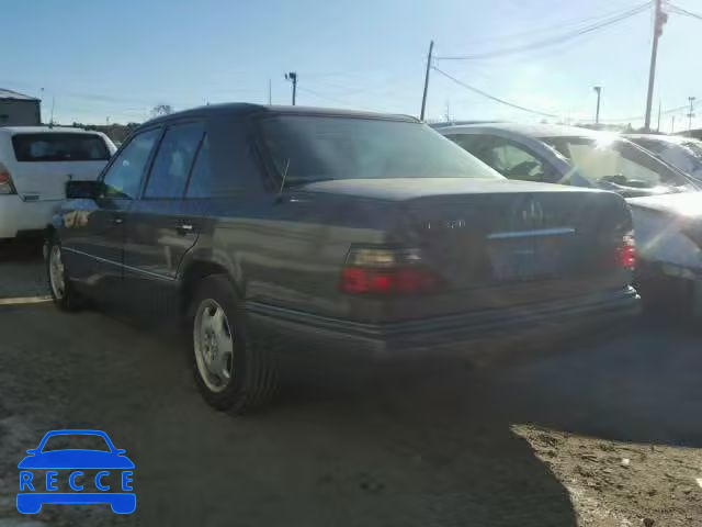 1995 MERCEDES-BENZ E 320 BASE WDBEA32E4SC238446 image 2