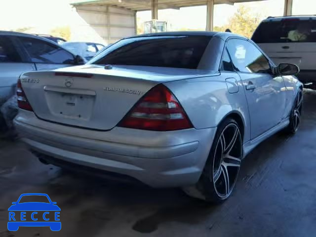 2002 MERCEDES-BENZ SLK 230 KO WDBKK49FX2F239927 image 3