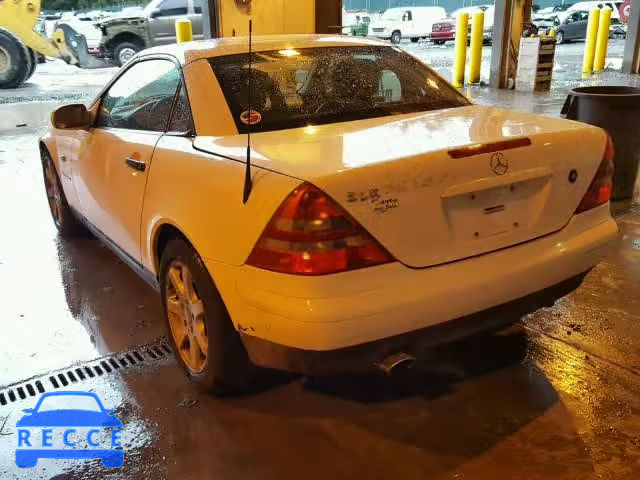 1999 MERCEDES-BENZ SLK 230 KO WDBKK47F3XF103567 image 2