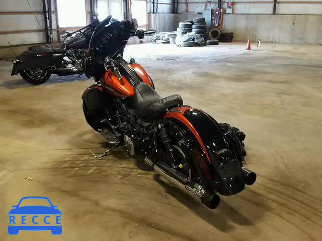 2017 HARLEY-DAVIDSON FLHXSE CVO 1HD1PXF13HB950179 Bild 2