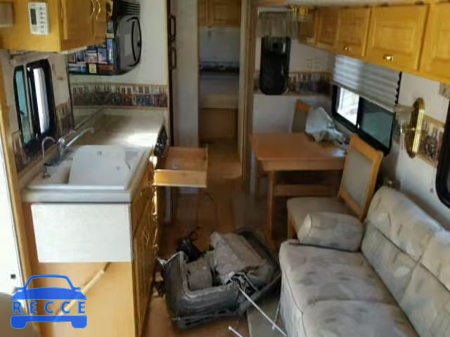 2002 WORKHORSE CUSTOM CHASSIS MOTORHOME 5B4MP67G123349792 image 5