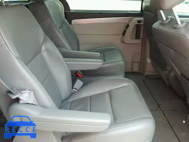 2010 VOLKSWAGEN ROUTAN SEL 2V4RW5DXXAR184371 зображення 5