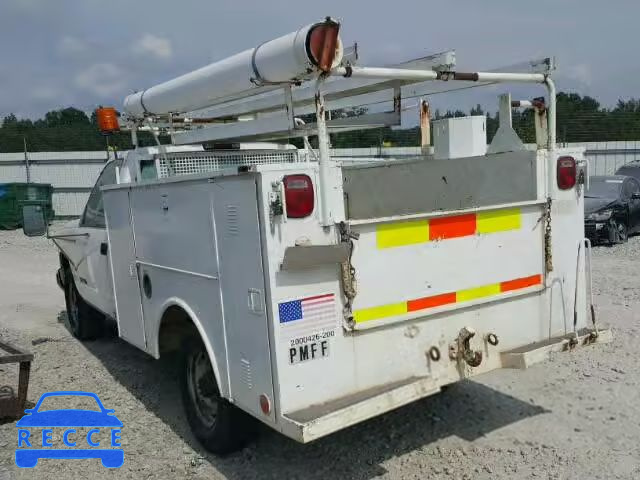 2000 CHEVROLET GMT-400 1GBGC34R2YF448964 image 2
