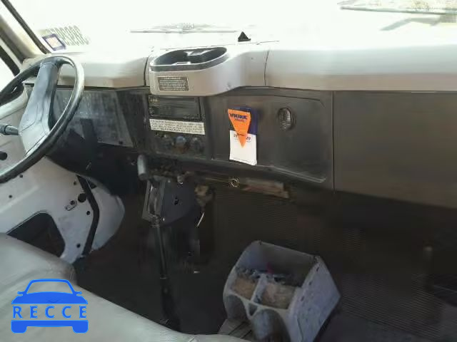 2002 INTERNATIONAL 4000 1HTSCABM92H522977 Bild 8