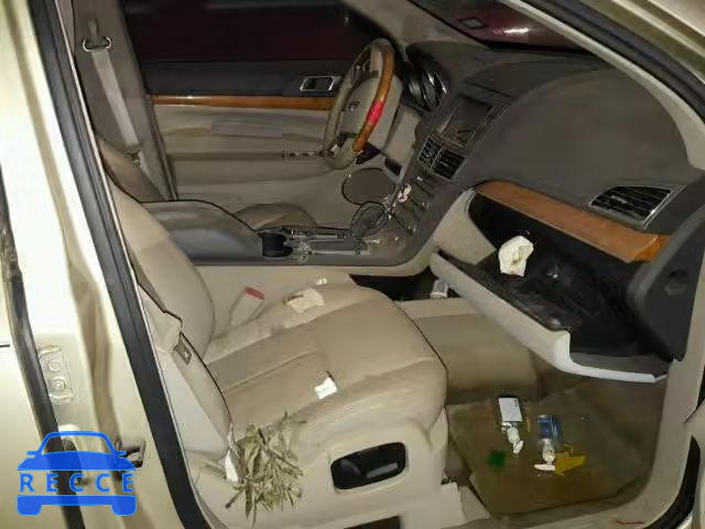 2010 LINCOLN MKT 2LMHJ5FR6ABJ10134 image 4