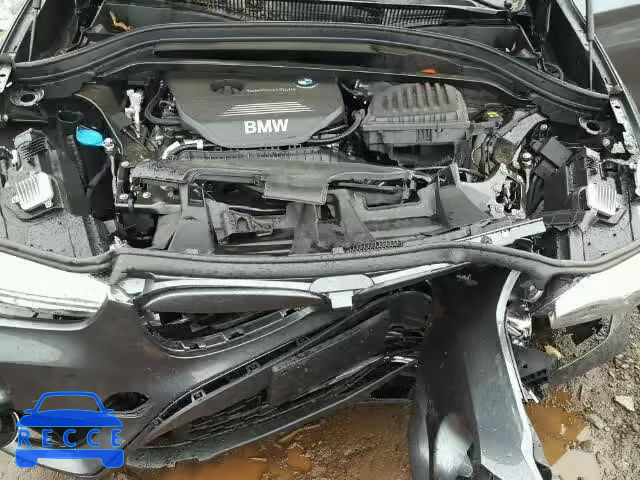 2017 BMW X1 WBXHT3C3XH5F78757 Bild 6