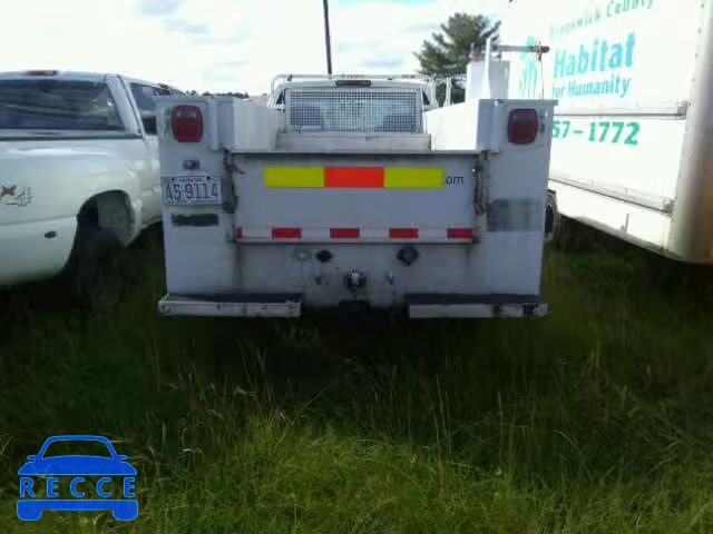 2000 CHEVROLET GMT-400 1GBGC34R6YF450135 image 9