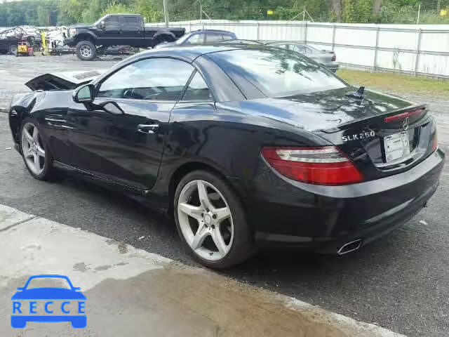 2012 MERCEDES-BENZ SLK250 WDDPK4HA3CF036608 image 2