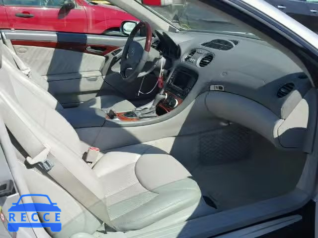 2005 MERCEDES-BENZ SL WDBSK76F05F092026 image 4