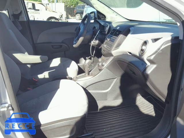 2016 CHEVROLET SONIC 1G1JA5SGXG4173433 image 4