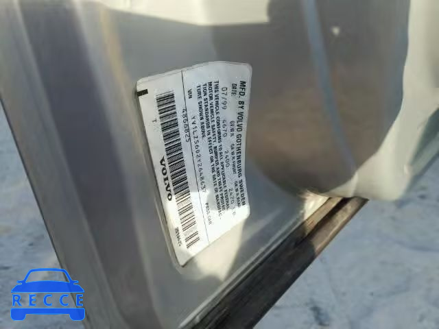 2000 VOLVO V70 YV1LZ56D2Y2648637 Bild 9