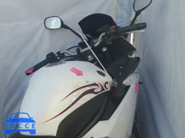 2009 YAMAHA FZ6 JYARJ18E29A004130 Bild 4