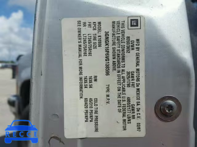 1997 CHEVROLET SUBURBAN 3GNGK16F6VG138596 image 9