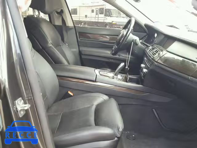 2012 BMW 740 I WBAKA4C53CC613525 image 4