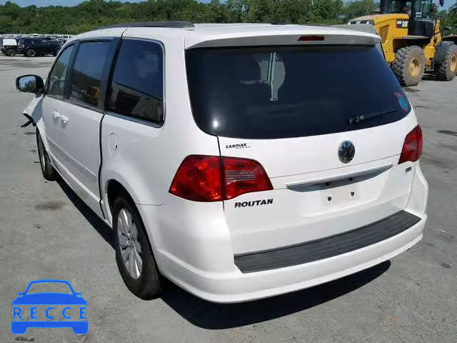 2012 VOLKSWAGEN ROUTAN SEL 2C4RVACG6CR355806 image 2