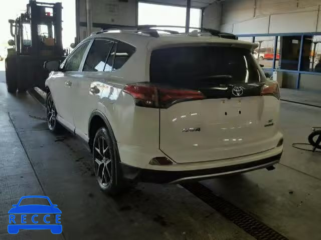 2018 TOYOTA RAV4 HV SE JTMJJREVXJD225336 Bild 2