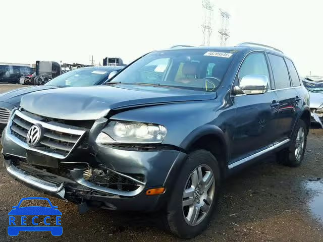 2007 VOLKSWAGEN TOUAREG V8 WVGMB77L17D056628 Bild 1