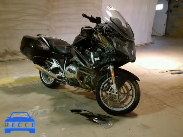 2015 BMW R1200 RT WB10A1306FZ192153 image 0