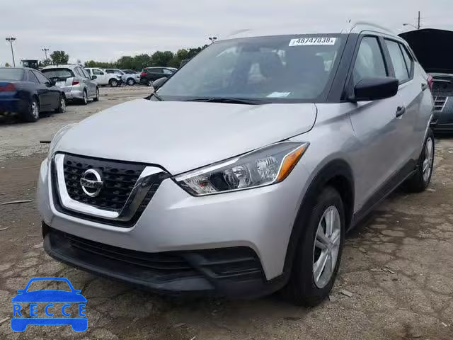 2018 NISSAN KICKS S 3N1CP5CUXJL521223 зображення 1