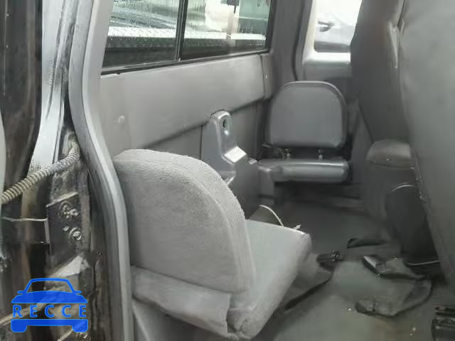 2004 MAZDA B4000 CAB 4F4YR46E24TM01905 image 5