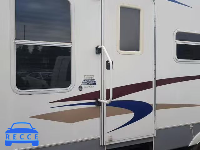 2004 OTHR KEYSTONE 4YDF292244A215868 Bild 7