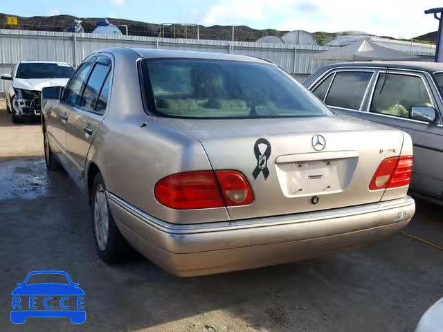 1996 MERCEDES-BENZ E 300D WDBJF20F3TJ001918 image 2