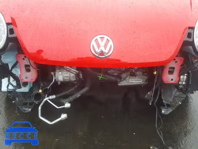 2018 VOLKSWAGEN BEETLE S 3VW5DAAT6JM515928 image 8