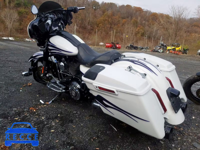 2016 HARLEY-DAVIDSON FLHXSE CVO 1HD1PXN15GB963256 image 2