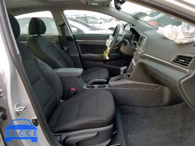 2020 HYUNDAI ELANTRA SE 5NPD84LF5LH501250 image 4