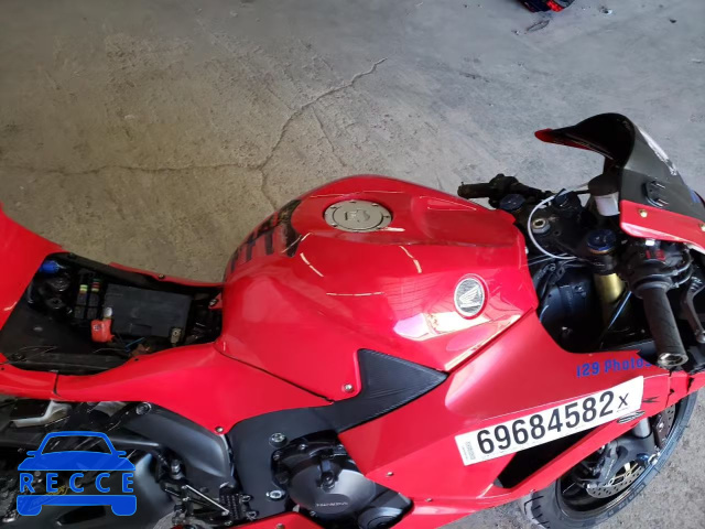 2018 HONDA CBR600 RR JH2PC40JXJK400375 зображення 4