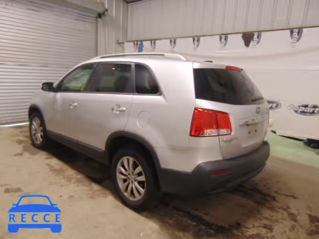 2011 KIA SORENTO BA 5XYKT4A23BG065428 image 2