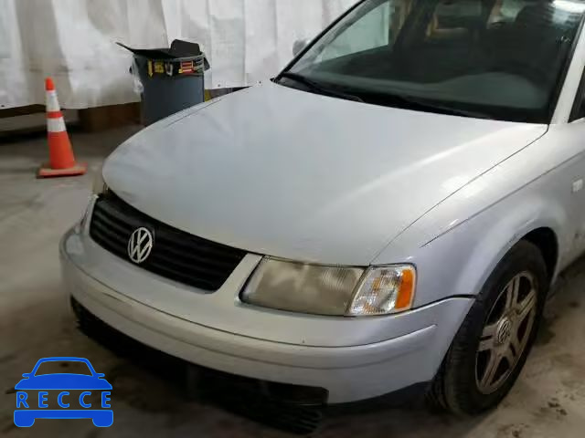 2000 VOLKSWAGEN PASSAT GLX WVWVD23B2YE371193 Bild 9