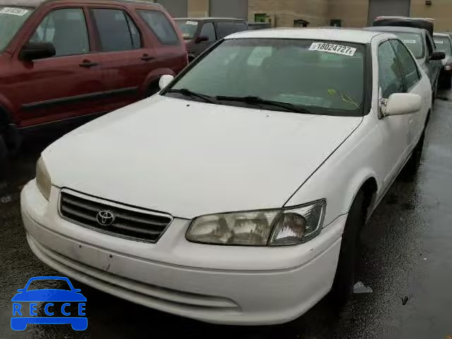 2000 TOYOTA CAMRY CE/L JT2BG22K0Y0422692 image 1