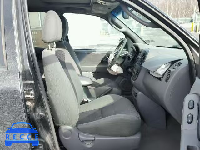 2002 FORD ESCAPE XLT 1FMYU04142KB53607 image 4