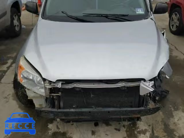 2007 TOYOTA RAV4 JTMBD33VX75105390 image 6