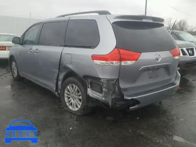 2011 TOYOTA SIENNA XLE 5TDYK3DC5BS129158 image 2