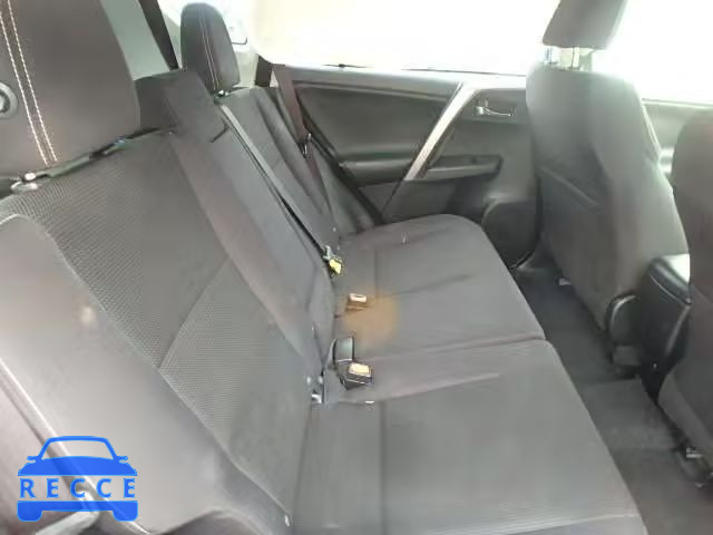 2016 TOYOTA RAV4 XLE JTMRFREV3GJ086908 image 5