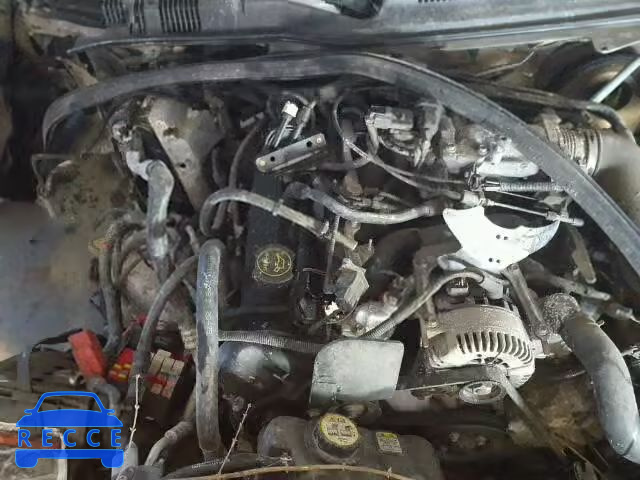 2003 FORD CROWN VICT 2FAHP74WX3X138761 image 6