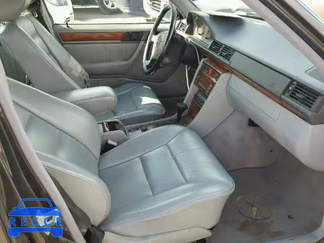 1992 MERCEDES-BENZ 400E WDBEA34E7NB641750 image 4