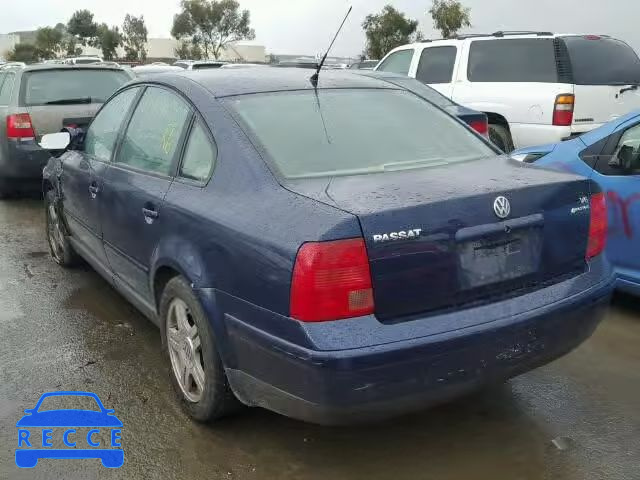 2000 VOLKSWAGEN PASSAT GLX WVWUH23B2YE370478 Bild 2