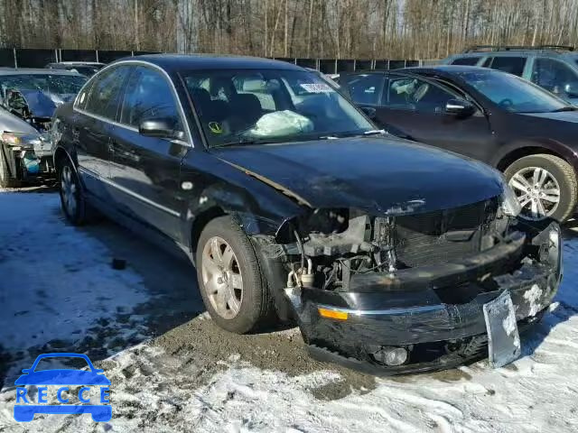 2002 VOLKSWAGEN PASSAT GLX WVWRH63BX2P364176 Bild 0