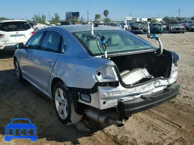 2015 VOLKSWAGEN PASSAT S 1VWAS7A34FC097952 image 2