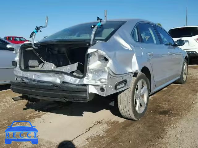 2015 VOLKSWAGEN PASSAT S 1VWAS7A34FC097952 image 3