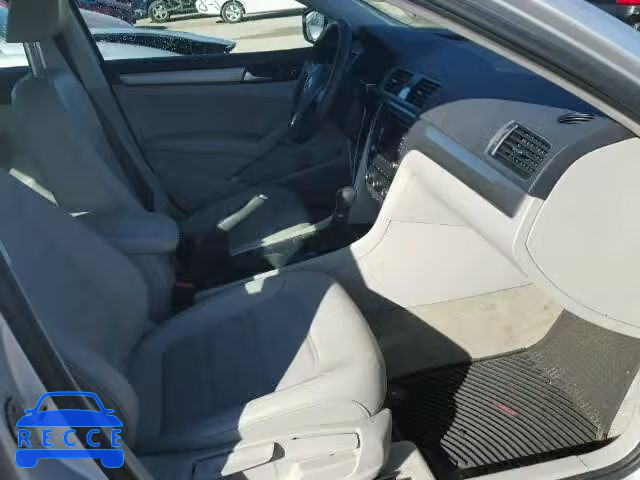 2015 VOLKSWAGEN PASSAT S 1VWAS7A34FC097952 image 4